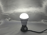 LED電球・電球交換LED電球8W・昼白色・点灯写真【LED電球・電球型LED電球】