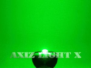 緑色ハロゲン型ＬＥＤ電球／緑色ＬＥＤ電球［ハロゲンタイプ］−業務用スペックで安心の固体コンデンサーを搭載した本当の緑色ハロゲンＬＥＤ電球をぜひお試しください！／照射写真（２）【緑色ハロゲン＆緑色ＬＥＤ電球ならＡＸＩＺＬｉｇｈｔ！】